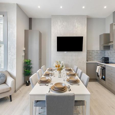Wembley Luxury 3 Bedroom London Eksteriør billede