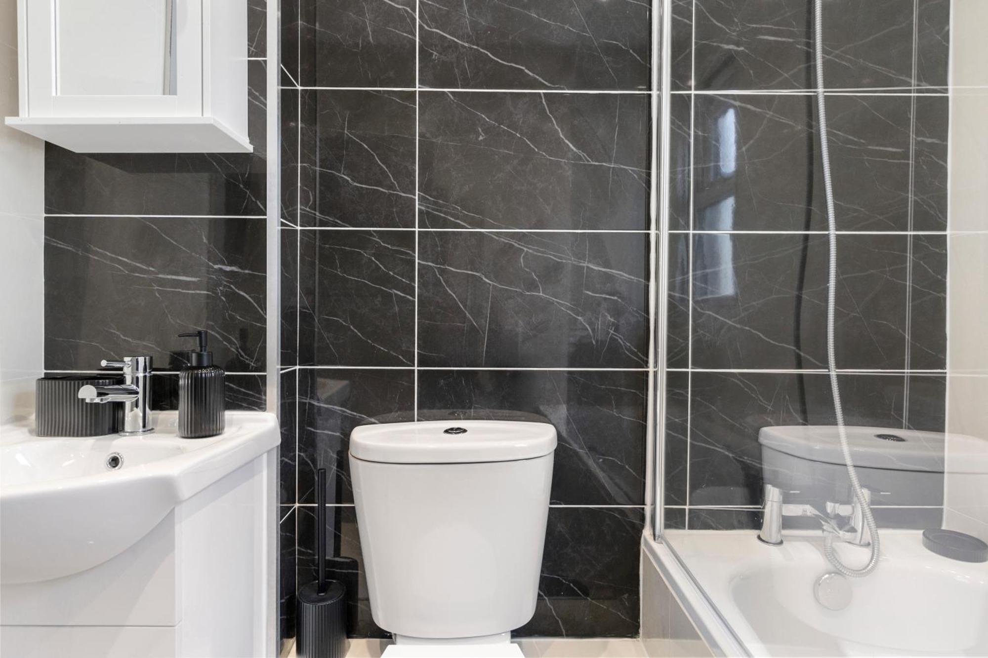 Wembley Luxury 3 Bedroom London Eksteriør billede