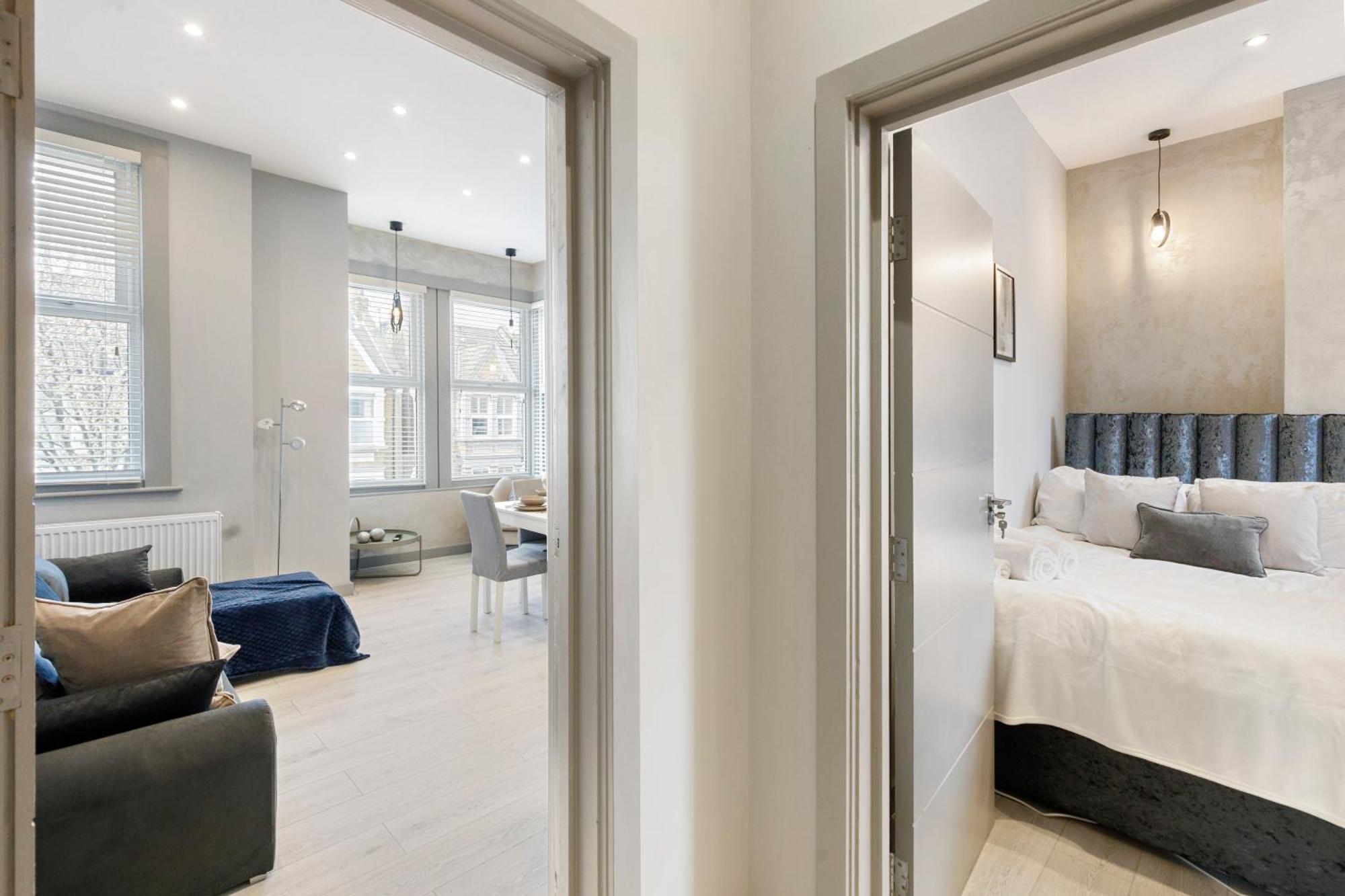 Wembley Luxury 3 Bedroom London Eksteriør billede